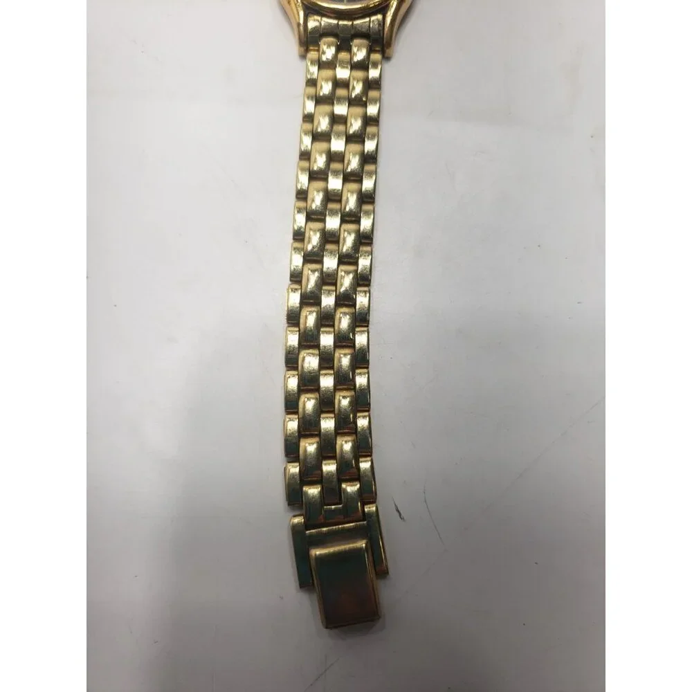 Vintage Seiko V401-1600 Women’s Quartz 24mm Black Dial Gold Tone Wristwatch